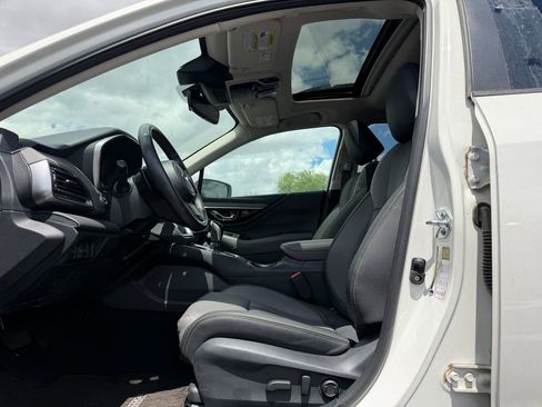 Used 2025 Subaru Outback Onyx Edition AWD/4WD image 3