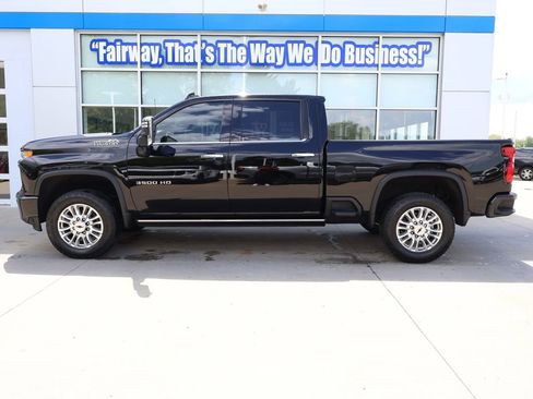 Certified 2023 Chevrolet Silverado 3500 High Country AWD/4WD image 7