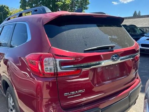 Used 2025 Subaru Ascent Premium AWD/4WD image 3