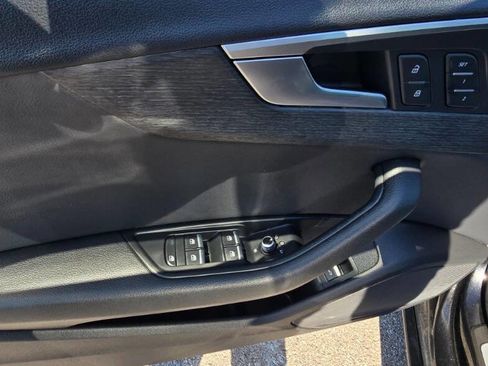 Used 2017 Audi A4 2.0T Premium image 15