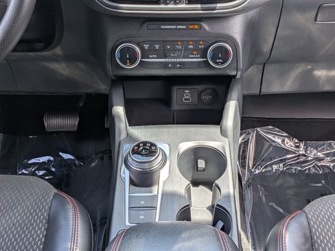 Used 2025 Ford Escape ST-Line AWD/4WD image 20
