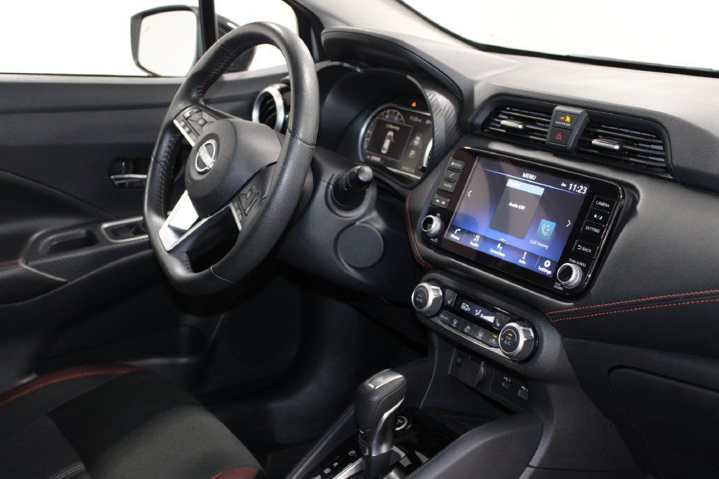 Used 2024 Nissan Versa SR FWD image 27