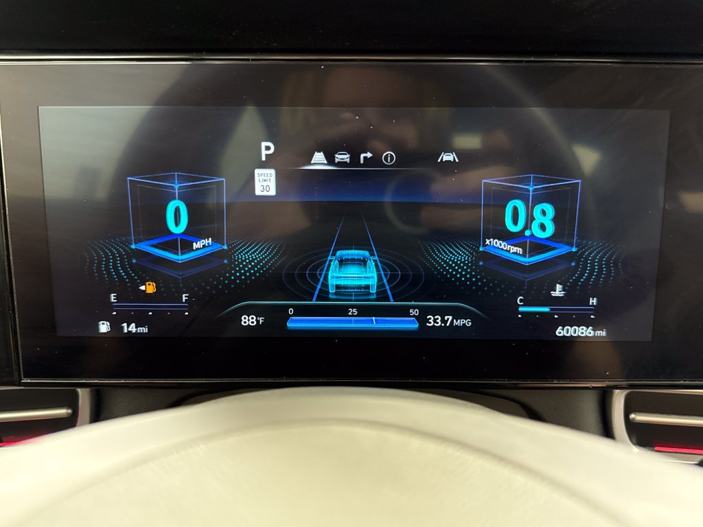 Certified 2024 Hyundai Elantra SEL FWD image 19