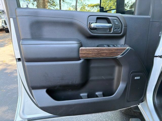 Used 2022 Chevrolet Silverado 2500 High Country AWD/4WD image 10