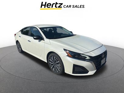 Used 2024 Nissan Altima 2.5 SV