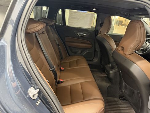 New 2026 Volvo V60 B5 Cross Country Plus w/ Climate Package image 31