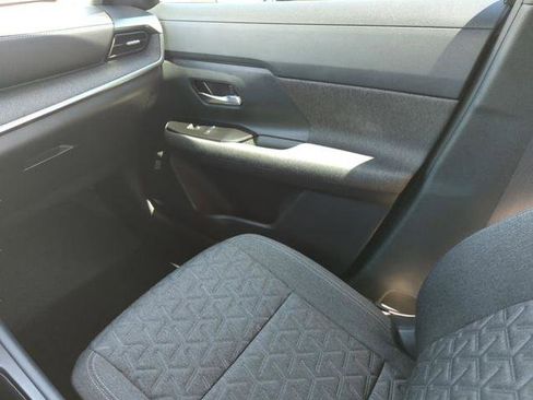 Certified 2025 Nissan Kicks SV w/ SV Premium Package FWD image 23