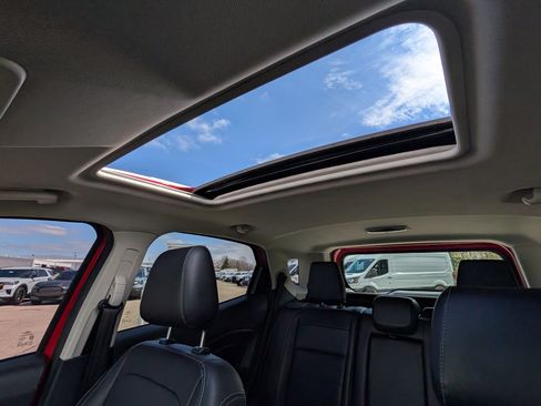 Used 2019 Ford EcoSport Titanium image 27