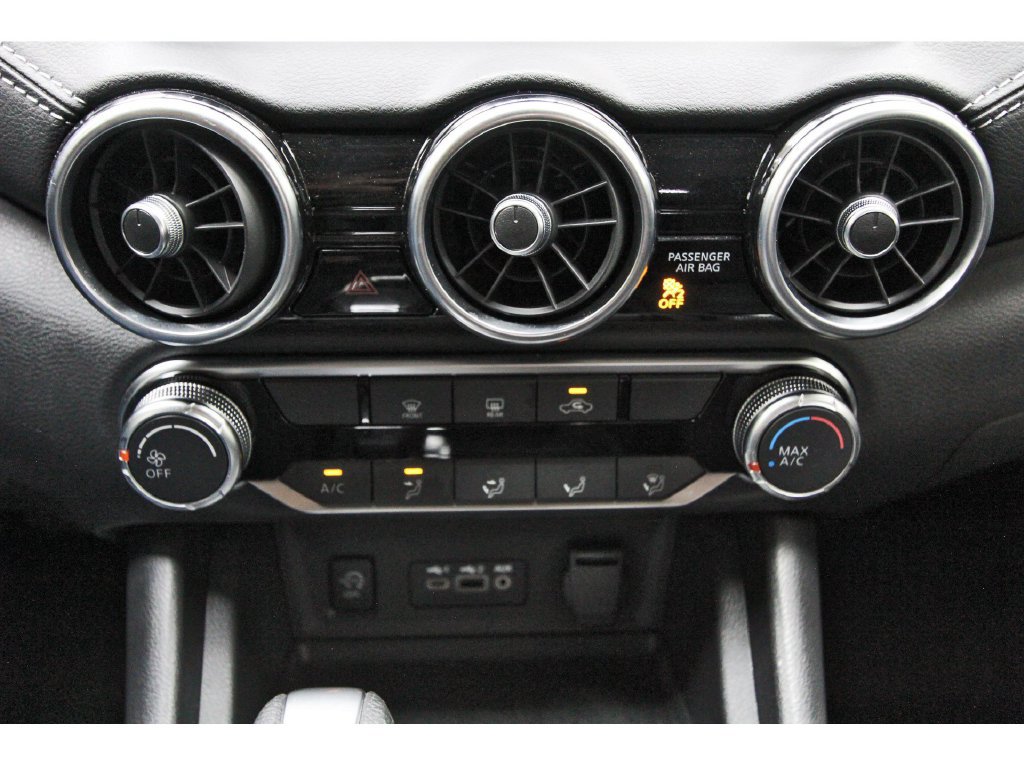 Certified 2025 Nissan Sentra SV FWD image 25