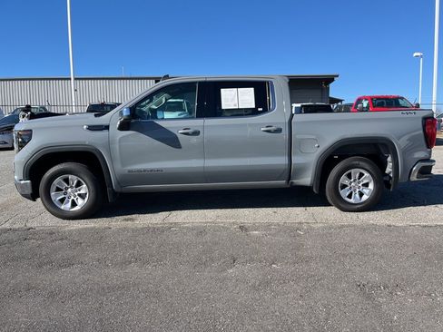Used 2024 GMC Sierra 1500 SLE image 8