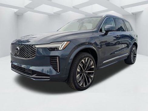 New 2026 Volvo XC90 T8 Ultra w/ Protection Package Premier AWD/4WD image 8