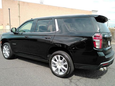 Certified 2021 Chevrolet Tahoe High Country w/ Premium Package image 5