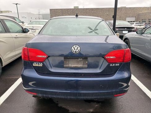 Used 2013 Volkswagen Jetta SE image 3
