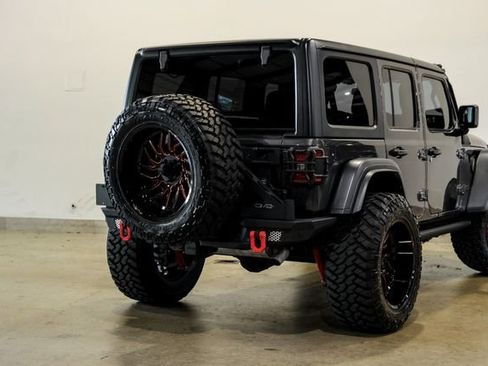 Used 2024 Jeep Wrangler Unlimited Rubicon w/ XTREMEE 35" Tire Package AWD/4WD image 35