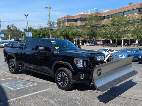 Used 2022 GMC Sierra 3500 AT4 w/ AT4 Preferred Package AWD/4WD image 5