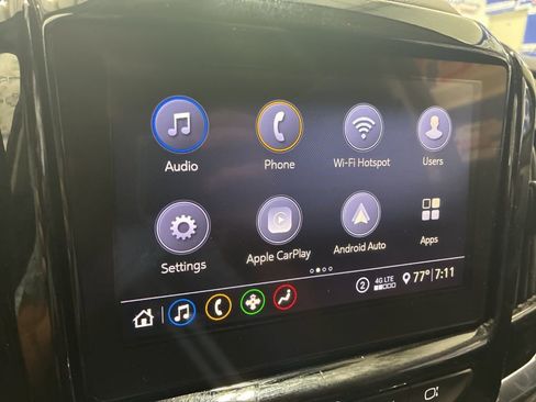 Used 2020 Chevrolet Traverse LT image 30