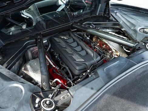 Used 2023 Chevrolet Corvette Stingray Premium Cpe w/ Z51 Performance Package image 9