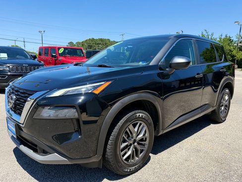 Used 2023 Nissan Rogue S AWD/4WD image 4
