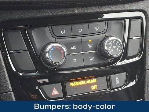 Used 2022 Buick Encore Preferred w/ Safety Package image 20