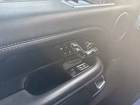 Used 2020 Land Rover Range Rover HSE image 20