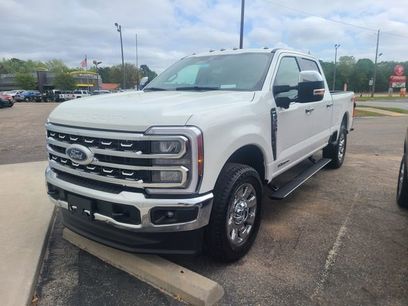 New 2026 Ford F250 Lariat w/ Lariat Ultimate Package