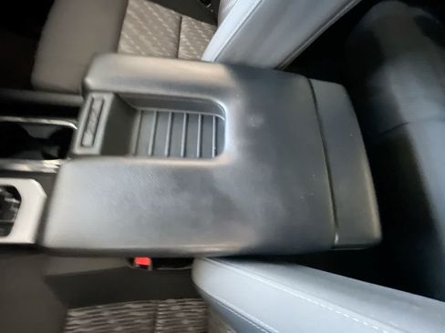 Certified 2019 Toyota Tundra SR5 AWD/4WD image 21