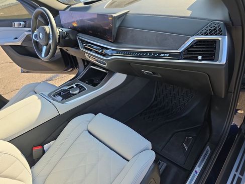 Used 2025 BMW X5 sDrive40i w/ M Sport Package image 13