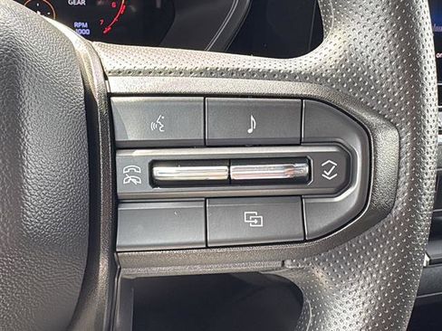 Used 2024 Chevrolet Colorado W/T w/ WT Convenience Package RWD image 19