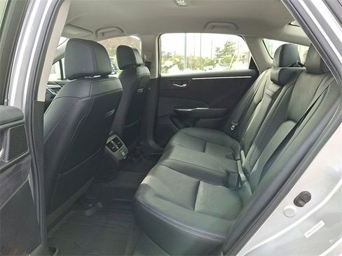 Certified 2018 Honda Clarity Touring image 9