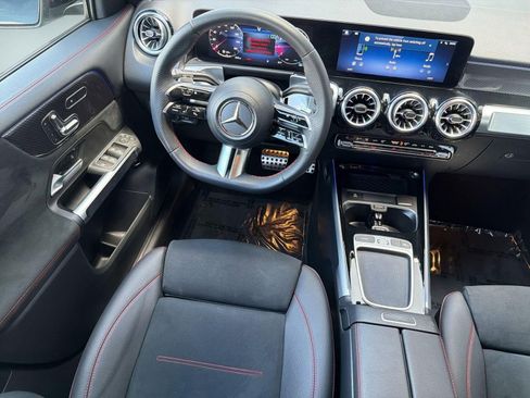 Certified 2024 Mercedes-Benz GLB 250 image 26
