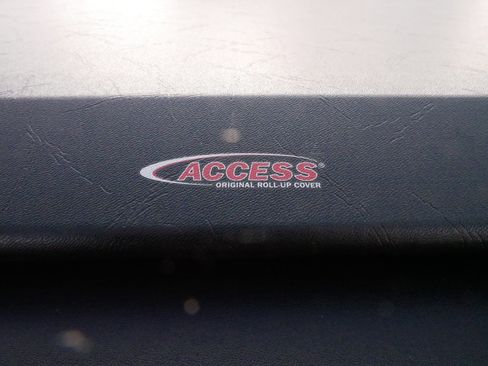 Used 2019 RAM 1500 Laramie image 18