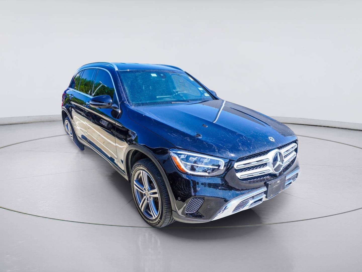 Used 2021 Mercedes-Benz GLC 300 image 2