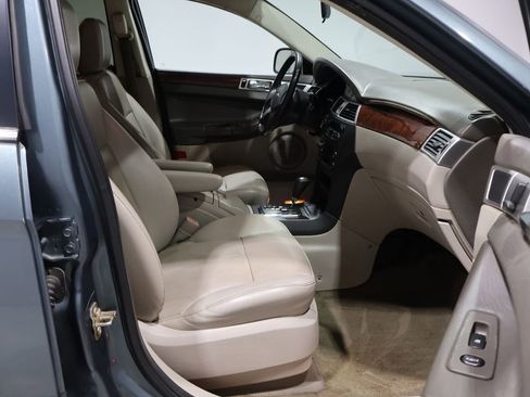 Used 2007 Chrysler Pacifica Touring image 23