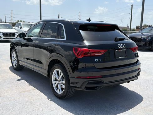 Certified 2025 Audi Q3 2.0T Premium w/ Convenience Package AWD/4WD image 3