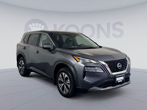 Used 2023 Nissan Rogue SV FWD image 10