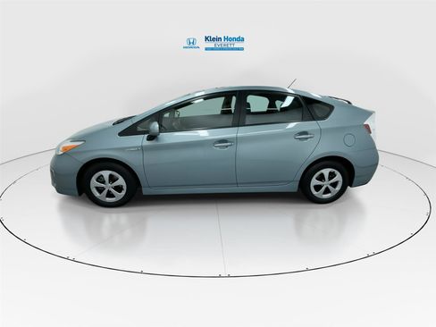 Used 2015 Toyota Prius Three w/ Solar Roof Package image 7