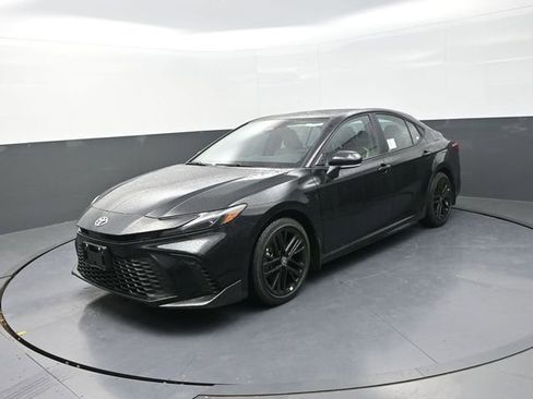 New 2026 Toyota Camry SE w/ Multimedia Upgrade Package FWD image 3
