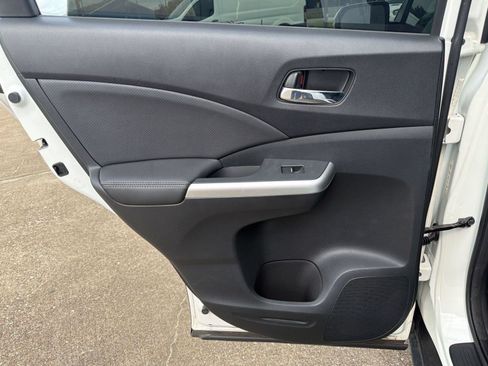 Used 2016 Honda CR-V Touring image 18