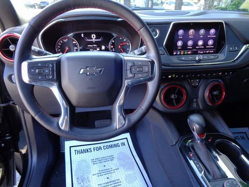 Used 2022 Chevrolet Blazer RS w/ Enhanced Convenience Package AWD/4WD image 11