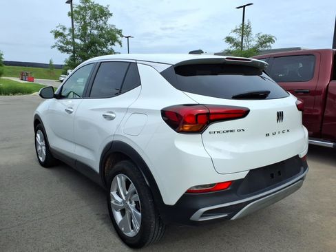 Used 2024 Buick Encore GX Preferred FWD image 3