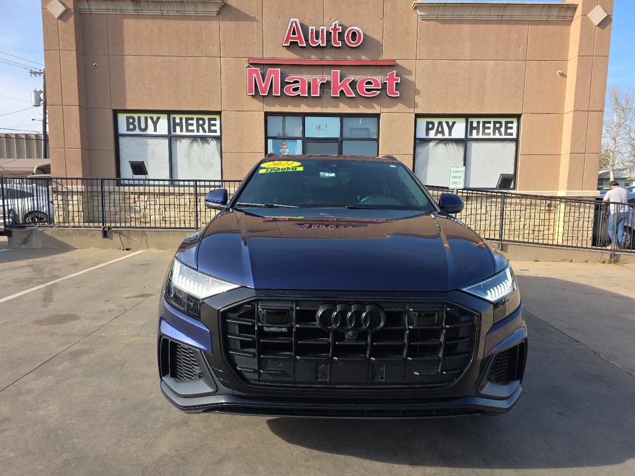 Used 2021 Audi Q8 Premium Plus w/ Premium Plus Package AWD/4WD image 2