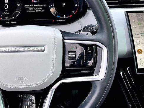 Certified 2025 Land Rover Range Rover Sport image 12