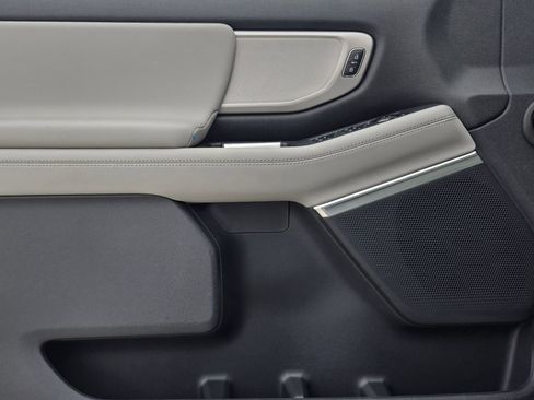 New 2026 Ford Expedition Active image 21