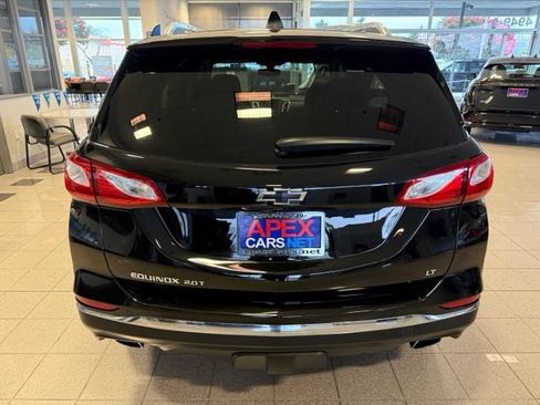 Used 2019 Chevrolet Equinox LT FWD image 2