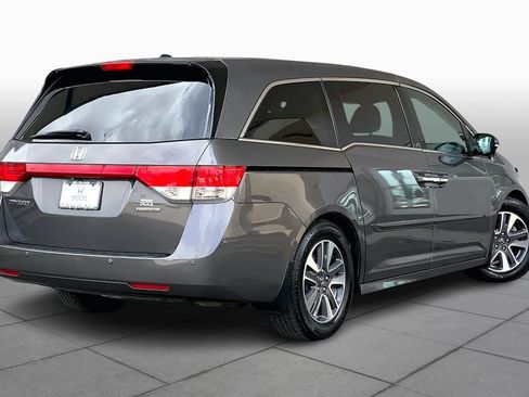 Used 2016 Honda Odyssey Touring image 13