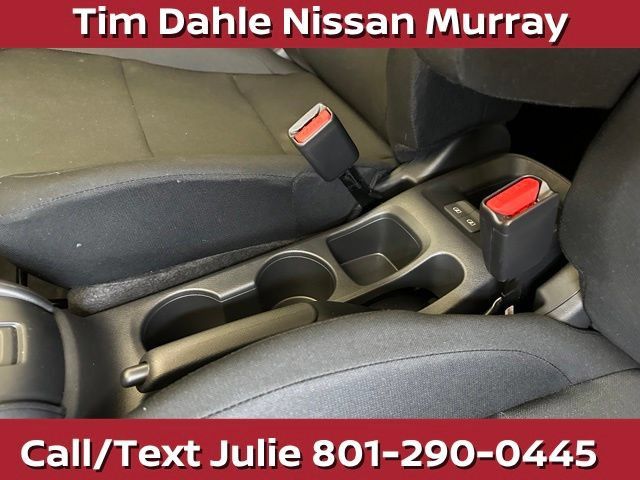 Used 2025 Nissan Kicks Play S FWD image 31