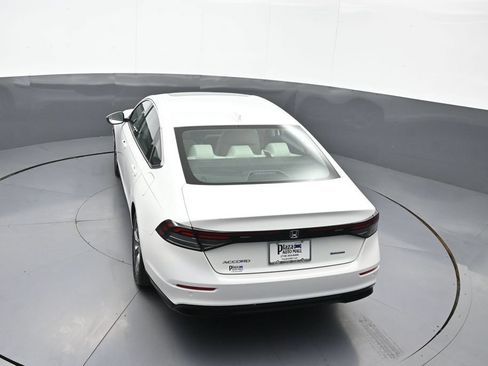 Certified 2024 Honda Accord EX-L image 38