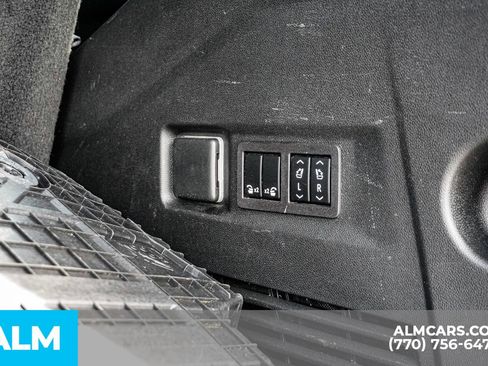 Used 2023 Chevrolet Tahoe High Country image 26