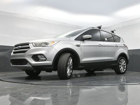 Used 2017 Ford Escape Titanium image 26