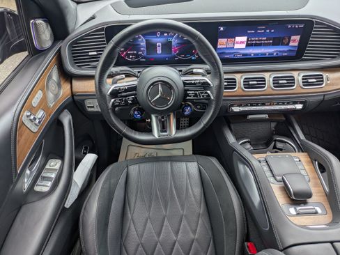 Used 2024 Mercedes-Benz GLS 63 AMG 4MATIC image 15